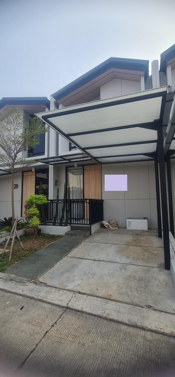 Take Over Rumah di Waterfront Travertine Lippo Cikarang